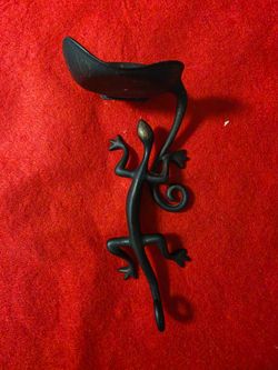 Metal LIZARD Wall Decoration/Candle Holder 7.6" tall x 3"