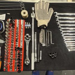 Husky And Pittsburgh Tools 