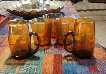 5 Vintage Amber Glass Mug and Tumbler Set $10