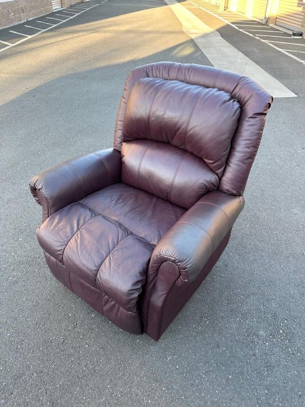 Leather Rocker Recliner Chair / Sillon De Piel Mecedor 