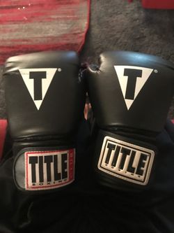 Title boxing gloves