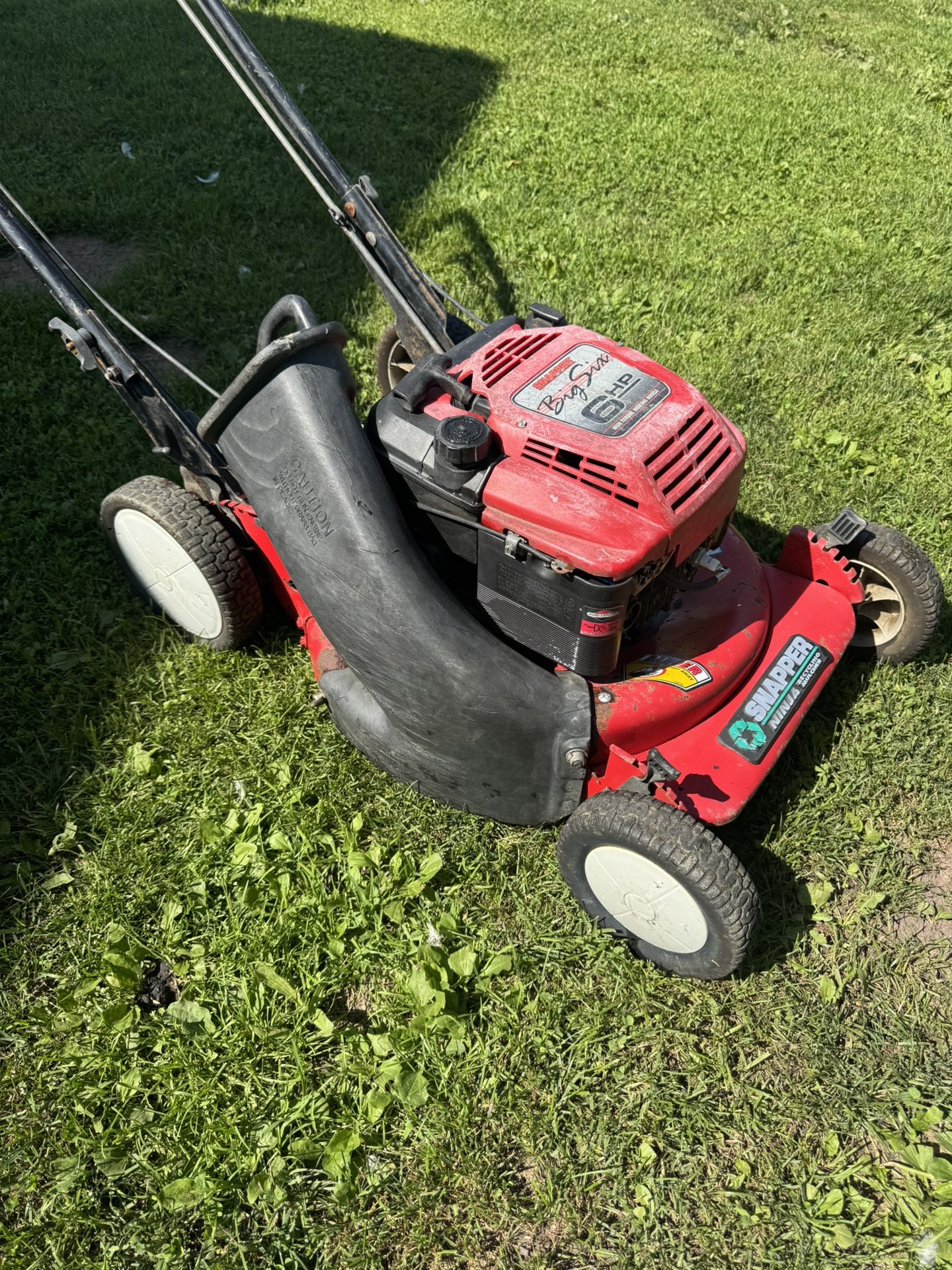 Snapper Self Propelled Mower 6hp w/21” Cutting Deck. No Bag Mulching Only. Works Good. Must Pickup