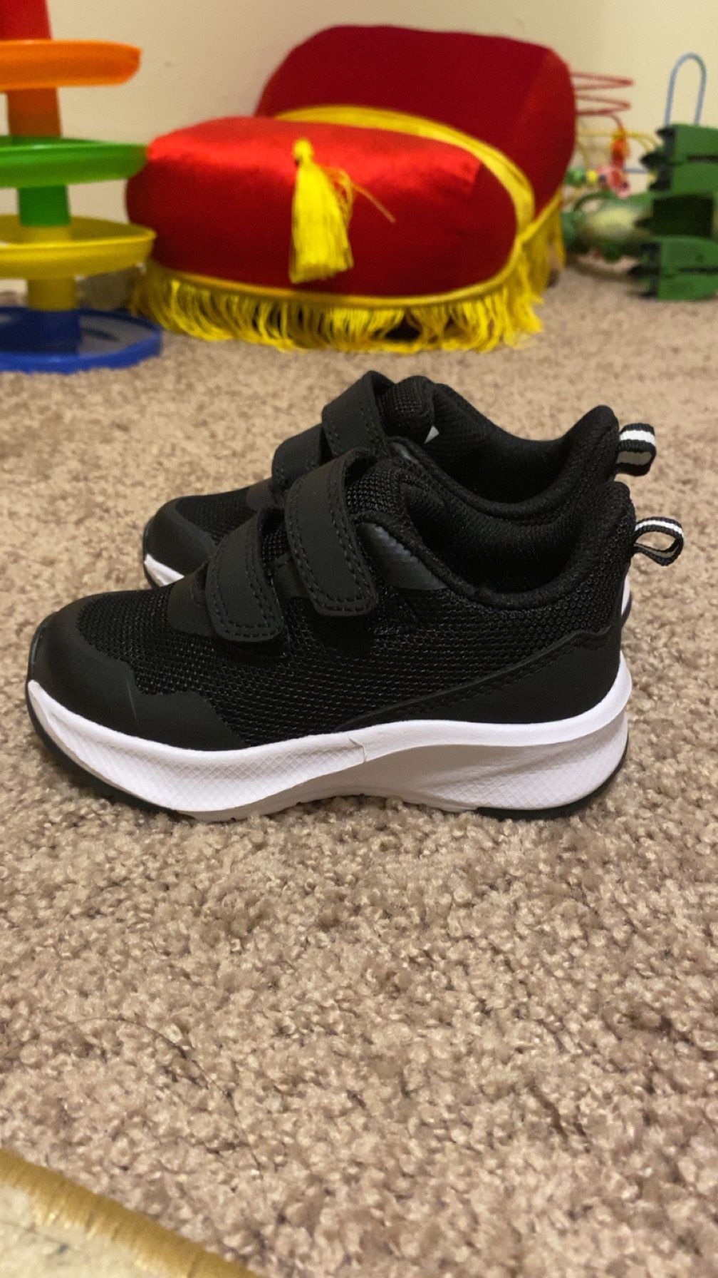 Toddler Shoes Like New 6