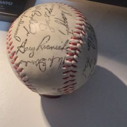 1983 Baltimore Orieos Championship Signed Baseball.