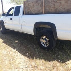2005 Chevy 2500hd