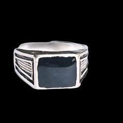 MENS QUALITY TITANIUM ENGRAVED SILVER BEZEL SET BLACK ONYX NEW SIZE 8 RING