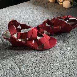 Laura Scott Heels 