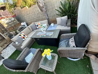 Patio furniture set outdoor new in the box