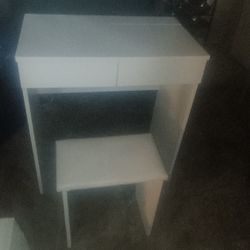 Solid Wooden Vanity With Stool 