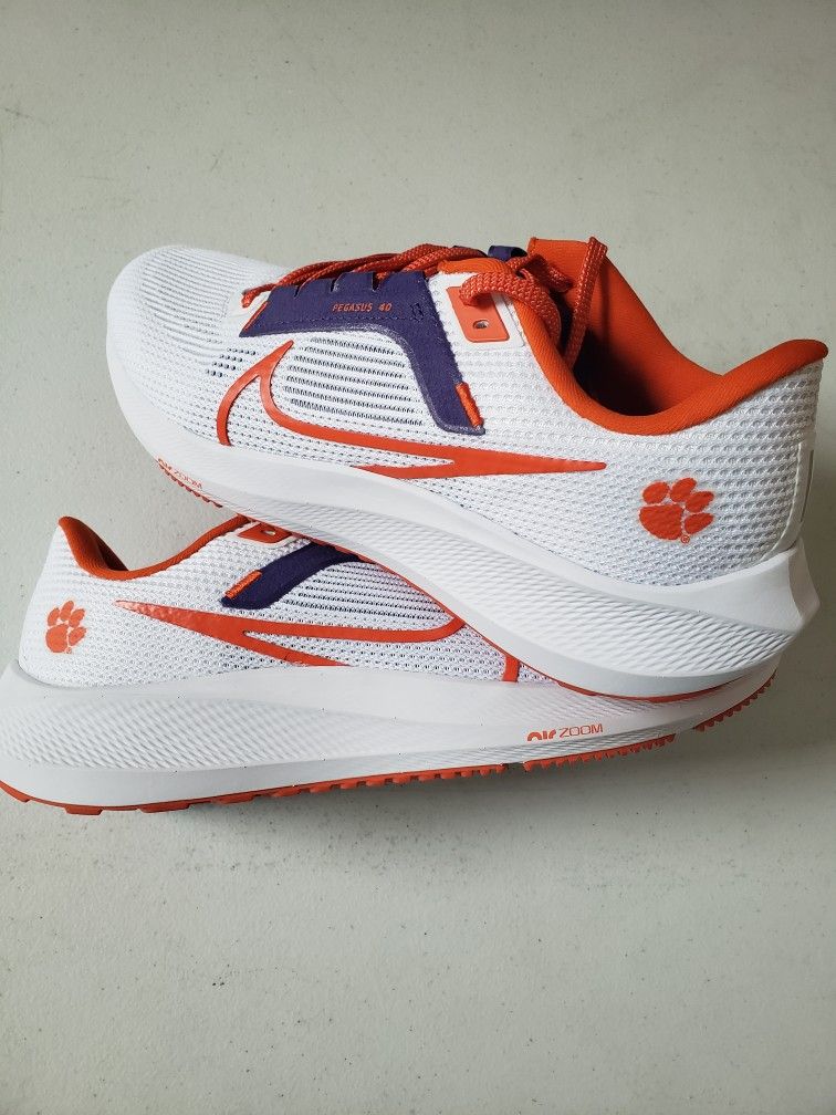 Size 10 Men Nike Air Zoom Pegasus 40 Clemson Tigers Brand New