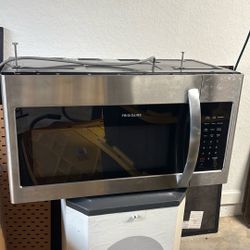 Over Range Frigidaire microwave 30x15x15.5