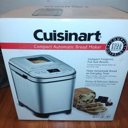 Cuisinart Compact Automatic Bread Maker CBK-110P1