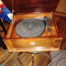 Record Player 
