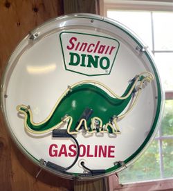 Reproduction neon Dino Sinclair sign