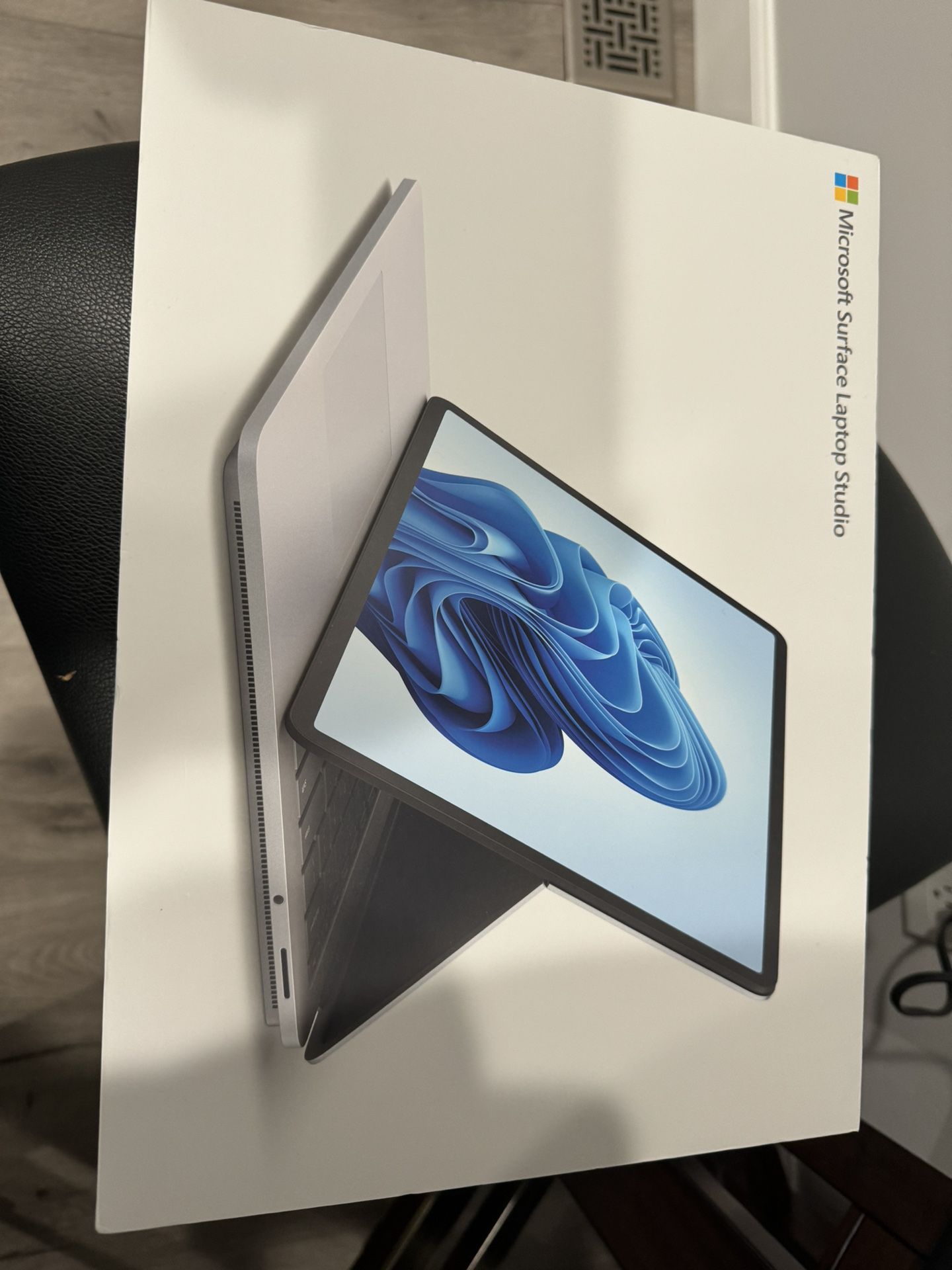 Microsoft Surface Studio Laptop 