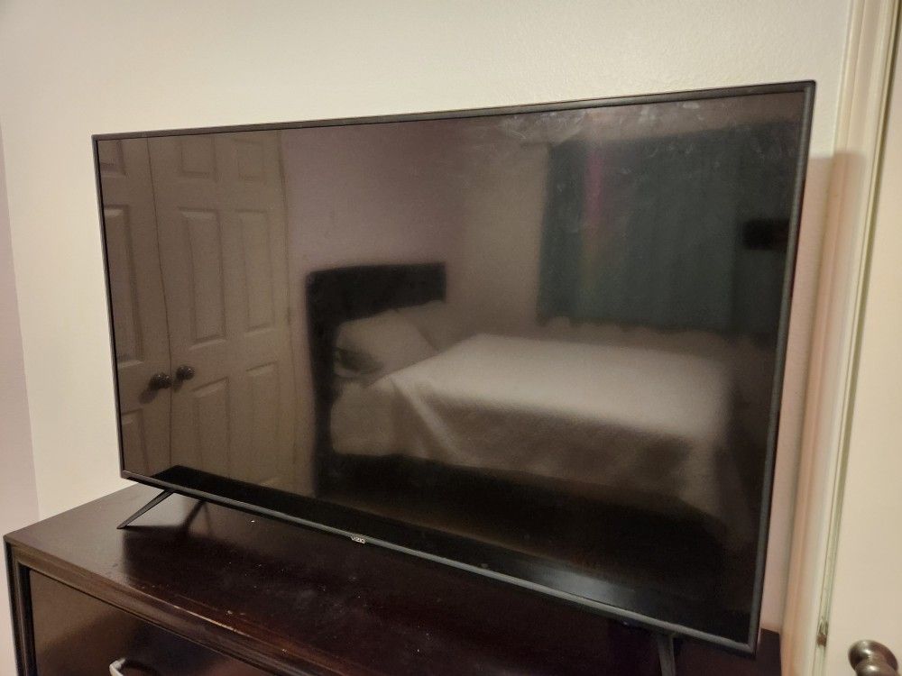Vizio Smart TV 60 Inch