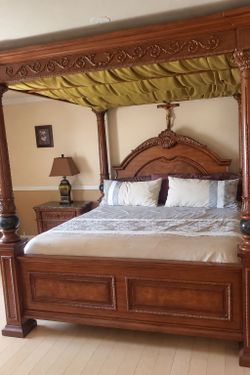 Ornate King Canopy Bedroom Set - Dresser, Mirror & Nightstands