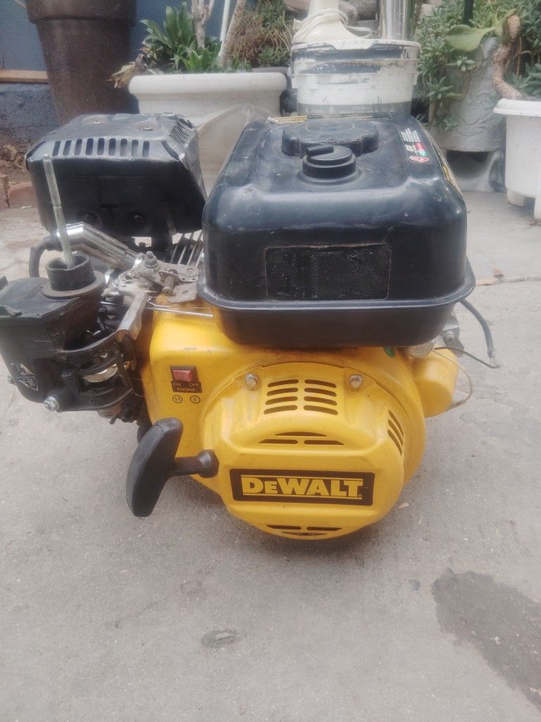 6 Horse Power DeWalt Motor