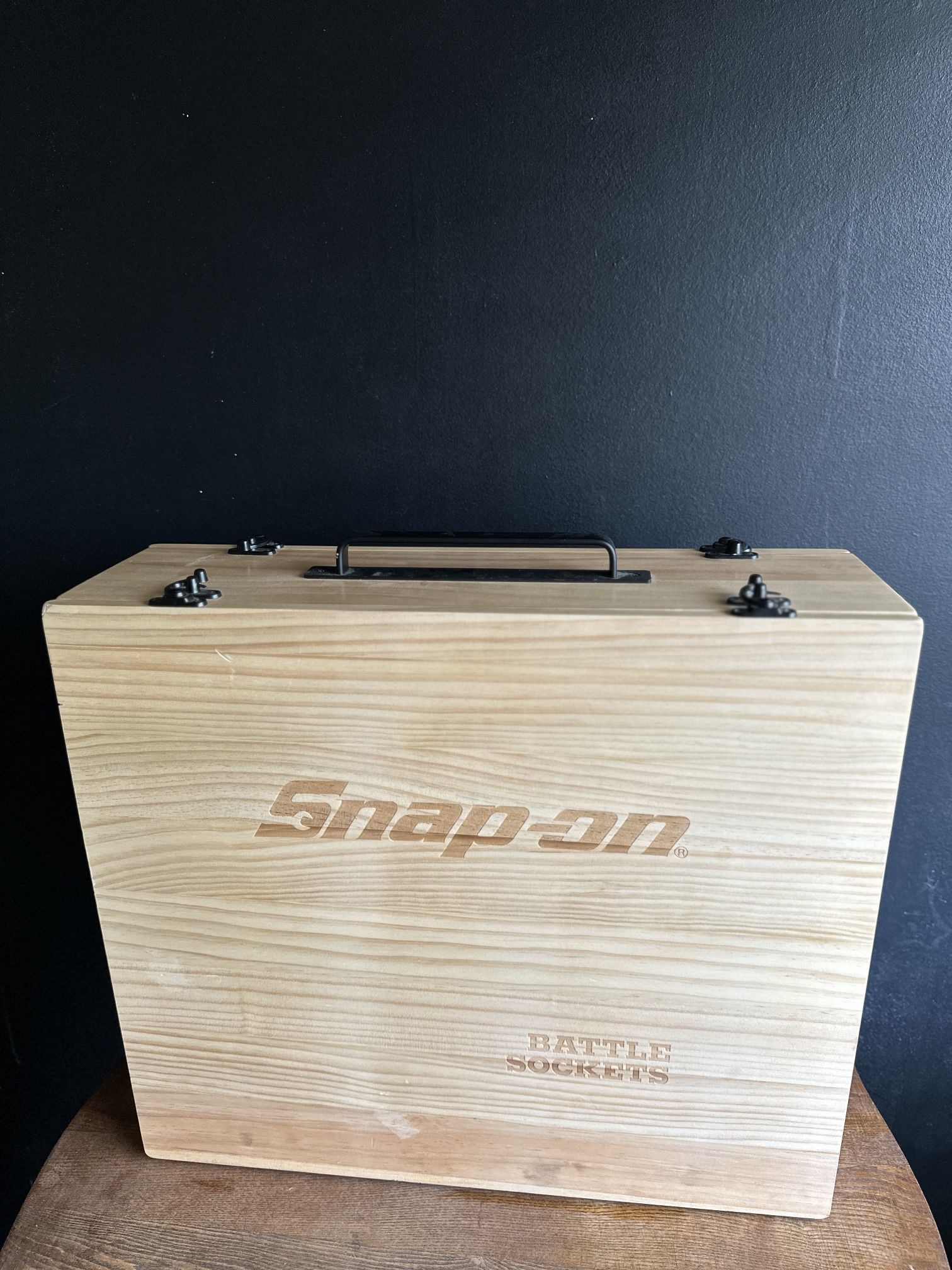 Snap On Battle Sockets Game