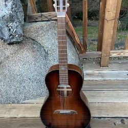 Alvarez Acoustic Guitar-MINT condition