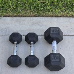 30lb And 10lb Pair Dumbbells 