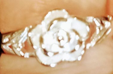 RING, SILVER, W/ROSE, NEW!