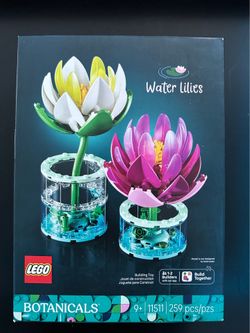 LEGO Botanicals Water Lilies 11511 Brand New Flower Display Set