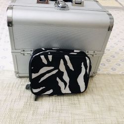 Makeup case