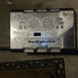 Audiobahn Amplifier