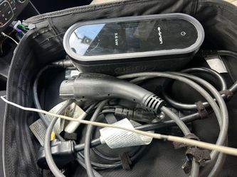 Audi e-tron Charging System Compact