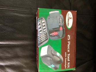 25 piece Tool Kit with Flashlight