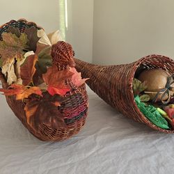 2 Vintage Thanksgiving Wicker Baskets Cornucopia & Turkey