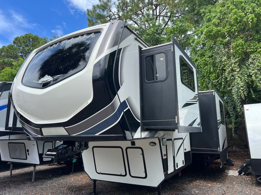 2020 MONTANA 38FT