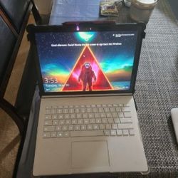 Microsoft Surface Book Pro