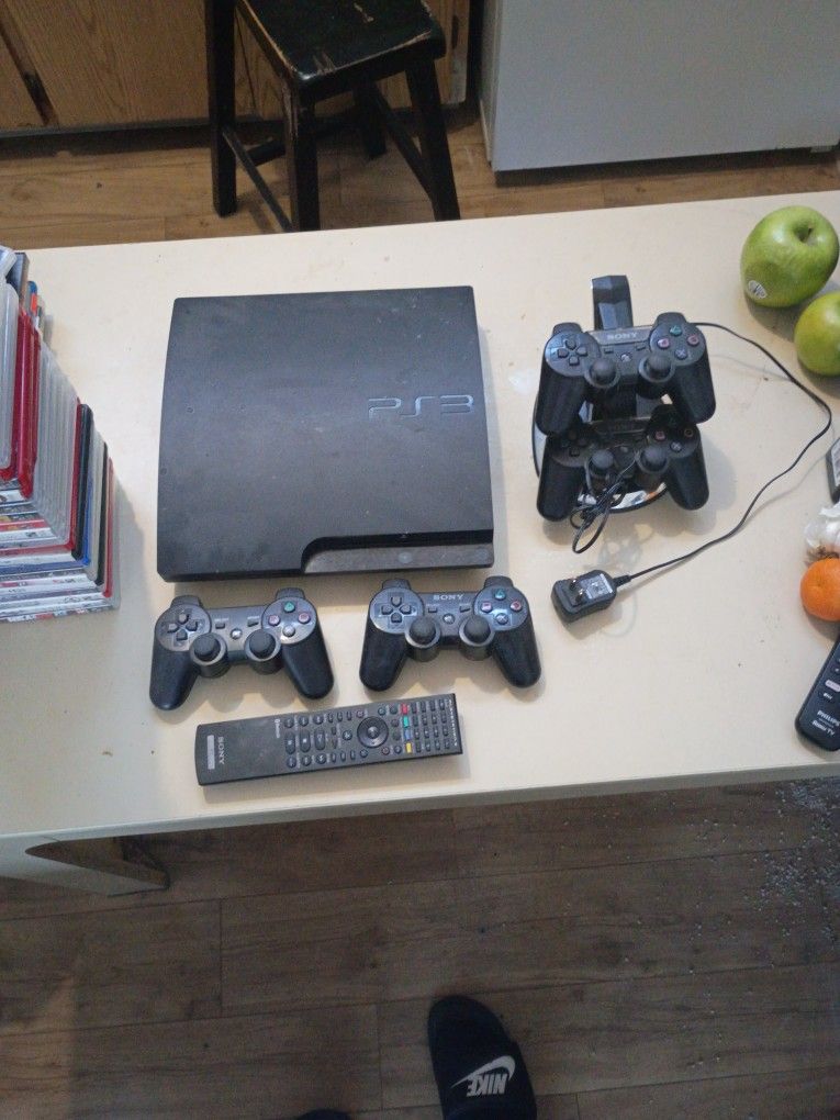 Playstation 3 (Slim)