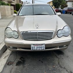 2002 Mercedes-Benz C-Class