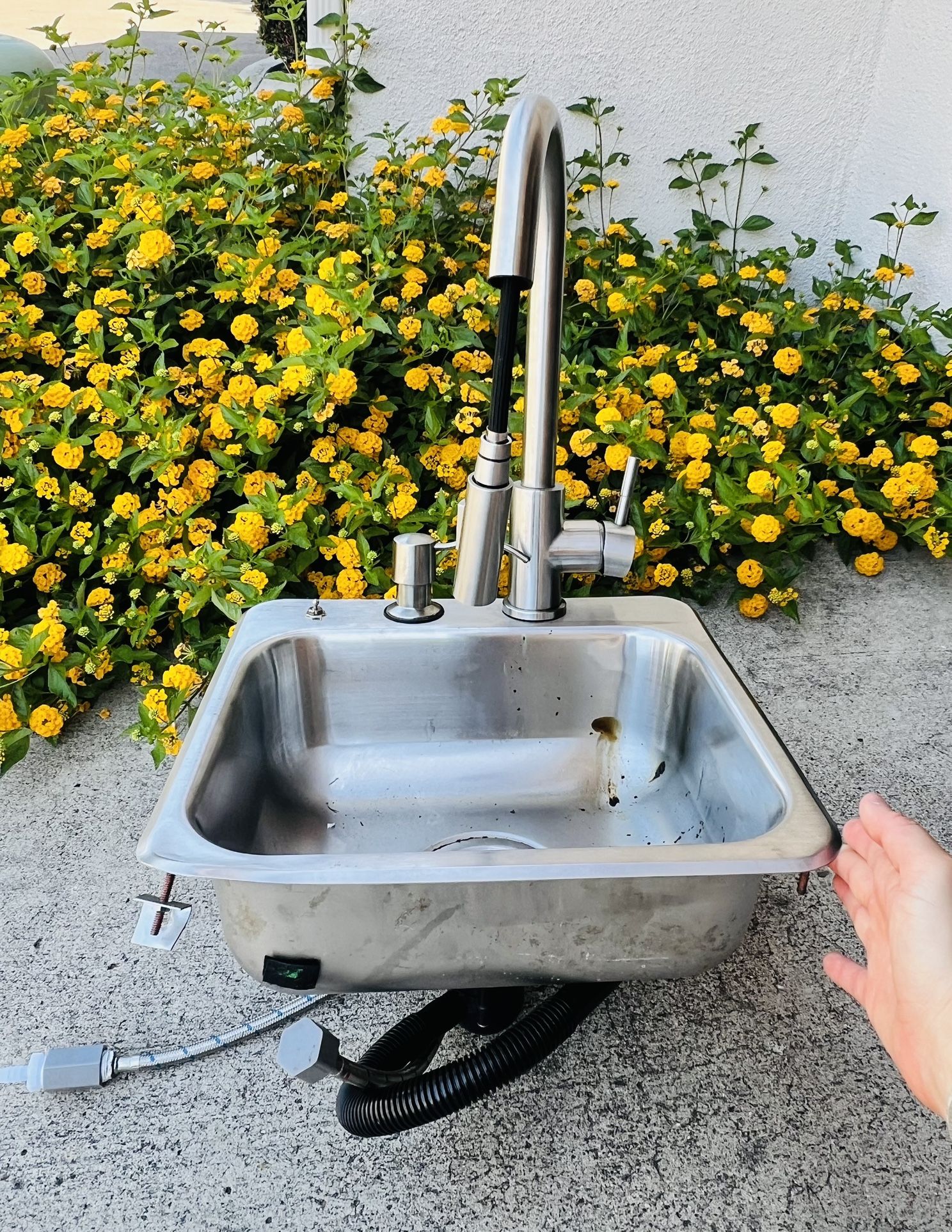 Stainless Steel Sink & Faucet (for Camper Van)