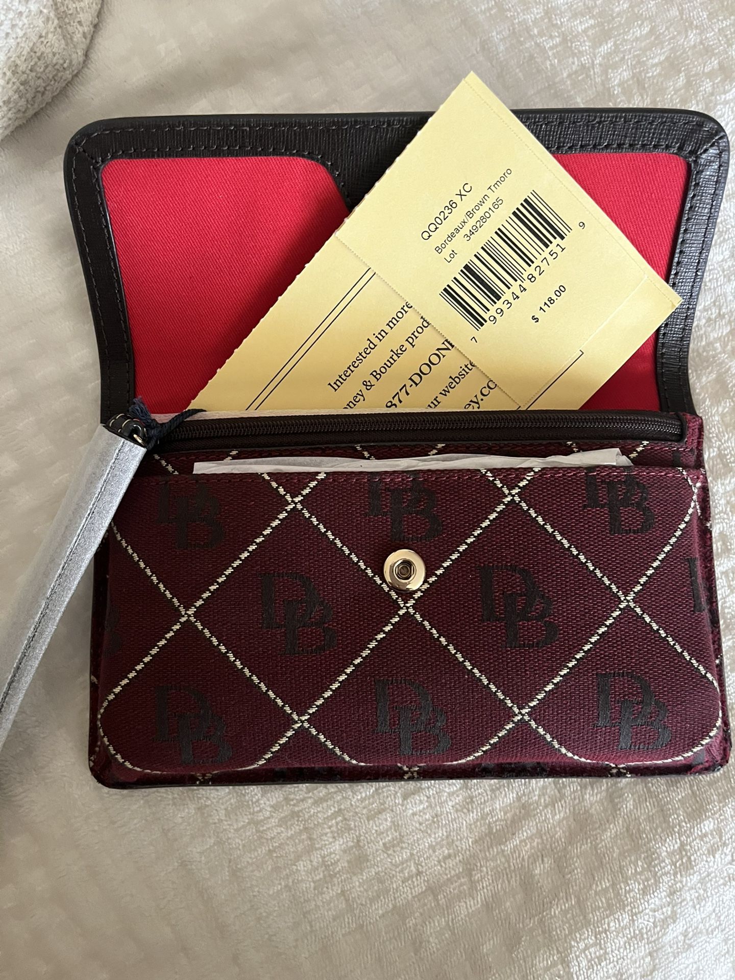 D & B Wallet
