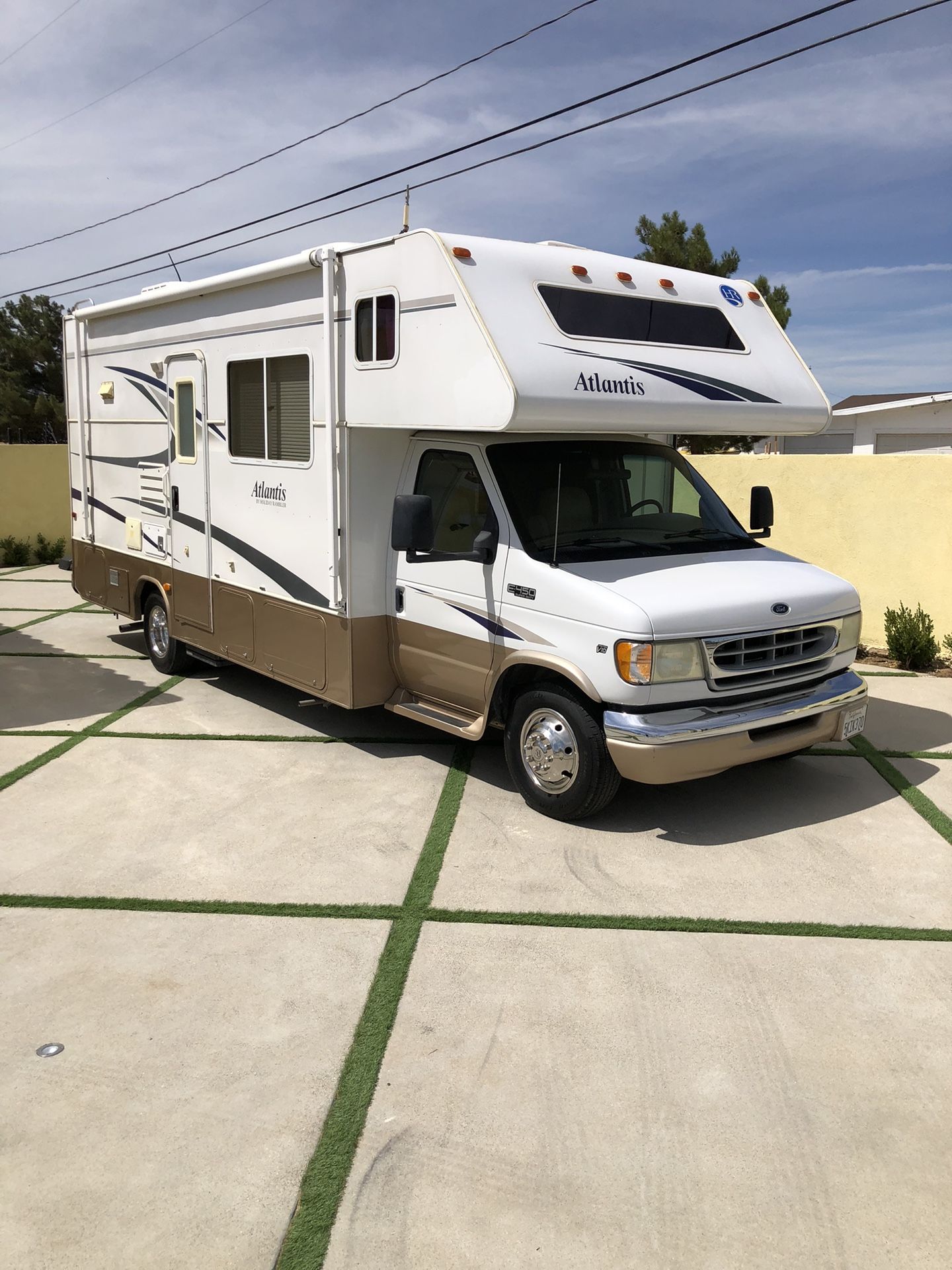 2003 Atlantis By Holiday Rambler R-v Low Mileage for Sale in Lancaster ...