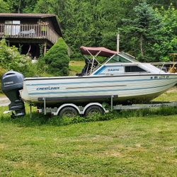 21 Foot Crestliner Sabre Aluminum Cuddy