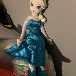 Used Elsa Doll