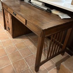 Wood Desk And Drawer Set