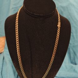 14k gold semi hollow cuban