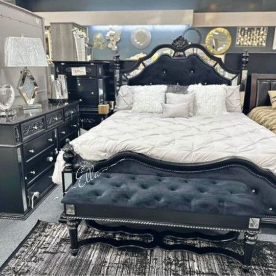 Azha Queen Bed
Furniture of America $10 Down Payment And Financing Available