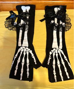Skeleton Print Fingerless Arm Gloves with Lace
