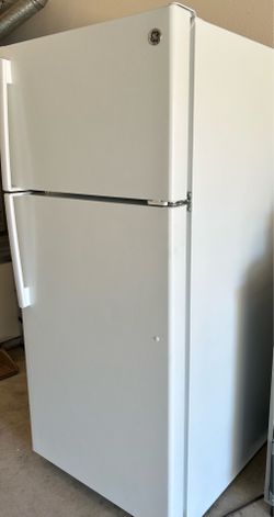 GE Top Freezer Refrigerator