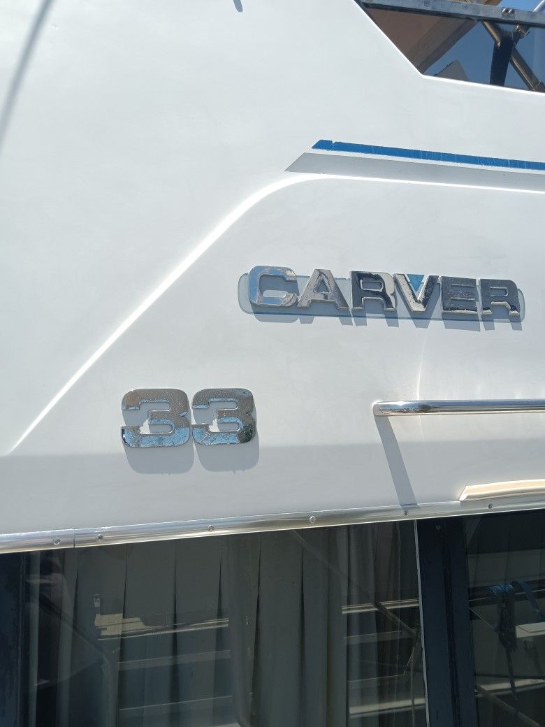 1992 Carver Cabin