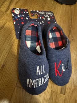 All American Kid Slippers Size Small Youth 11-12