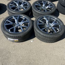 22” Jeep Trackhawk Style Wheels With Tires New Financing available 