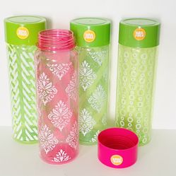 Water Bottles BPA FREE, Pack of 4 NEW!!